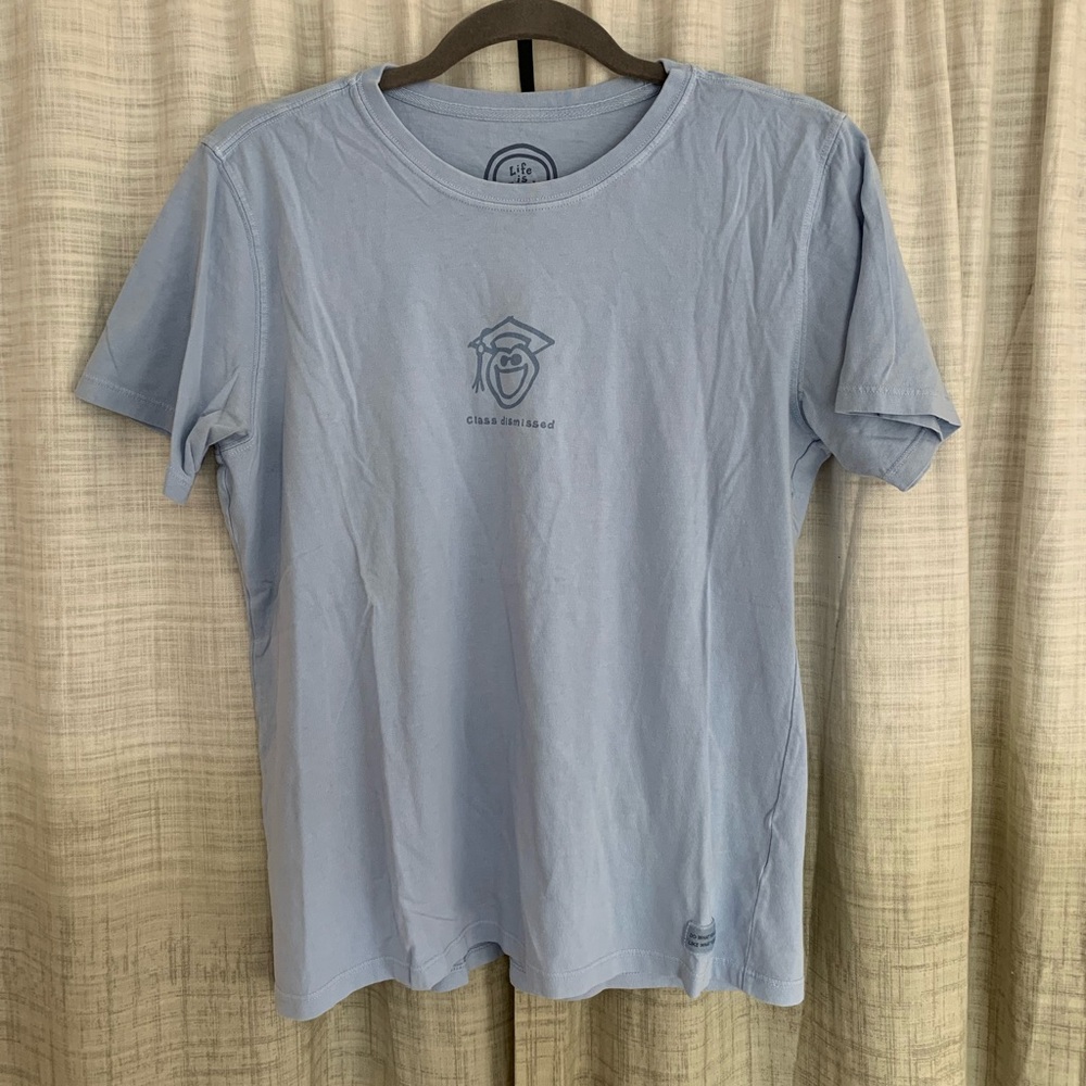 Life is Good Medium Relaxed Fit Graduation Tee